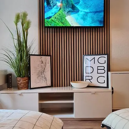 Ferienwohnung, Monteurwohnung, Elise * מגדבורג